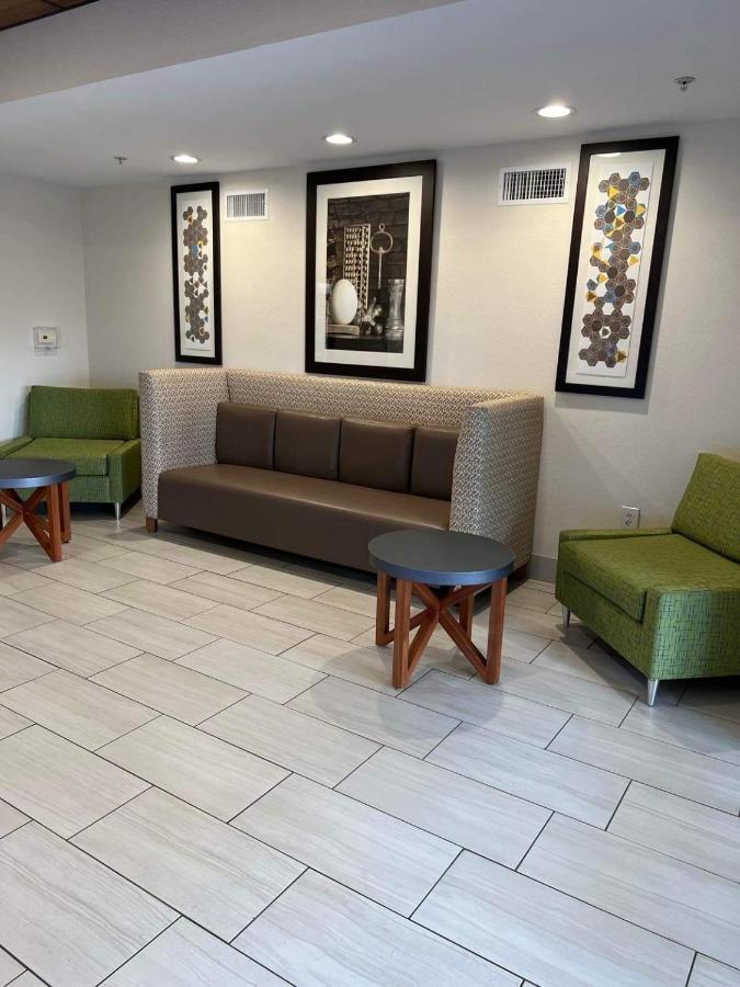 Holiday Inn Express & Suites Ozona By Ihg Экстерьер фото